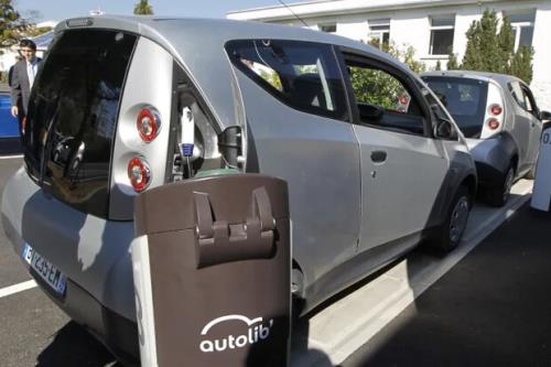 ژاپن نیازمند سرمایه گذاری عظیم در تولید باتری خودرو های برقی