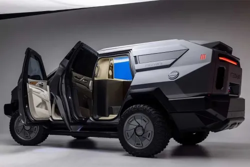 امکانات کادیلاک لیموزین در دل نفربر نظامی!